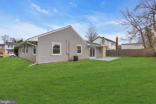 38 Parish Ln, Willingboro NJ  08046-2708 exterior