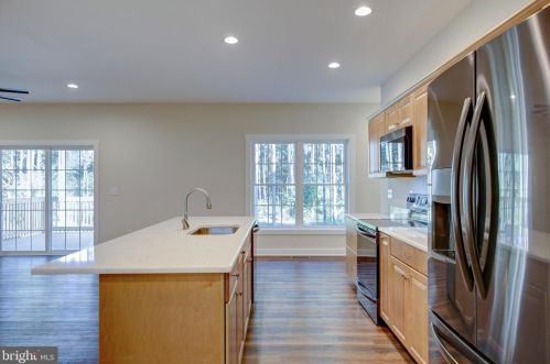 2 Hudson Rd, Laurel DE  19956-3090 exterior