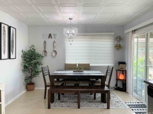 860 Plumwood St, Colton CA  92324-4523 exterior