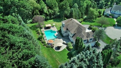 9 Halliday Ct, Purchase, NY 10577-2013