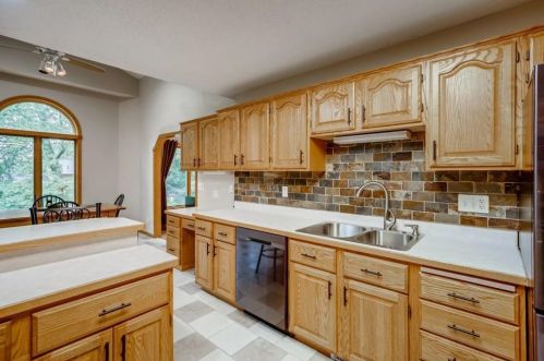 2828 46th St, South Saint Paul MN  55076-1150 exterior