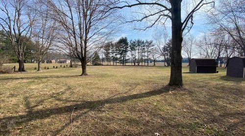 96 Division Rd, Valpo IN  46383-8014 exterior