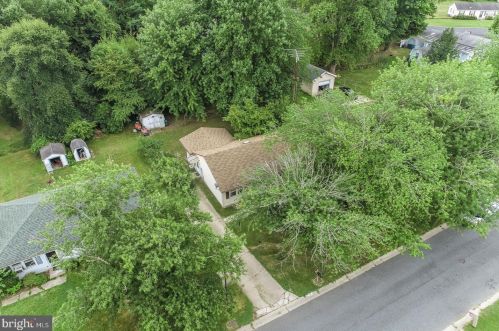 34 Tammie Dr, Dover, DE 19904-1910