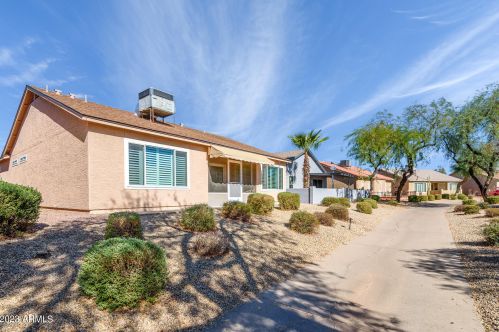 1903 Colonial Dr, Chandler, AZ 85249-8622