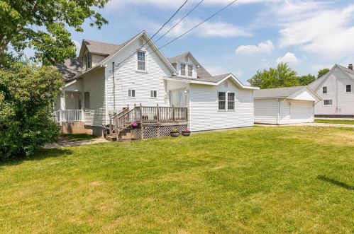 801 Milwaukee St, Menasha, WI 54952-2237