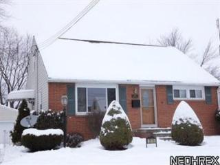 2616 Sunmont St, Massillon, OH 44646-5069