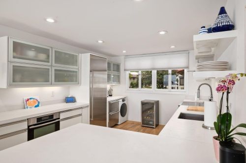 1385 Plaza Pacifica, Santa Barbara CA  93108-2879 exterior