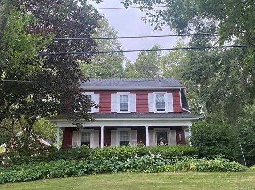 660 Harris Rd, Ferndale, NY 12734-5135