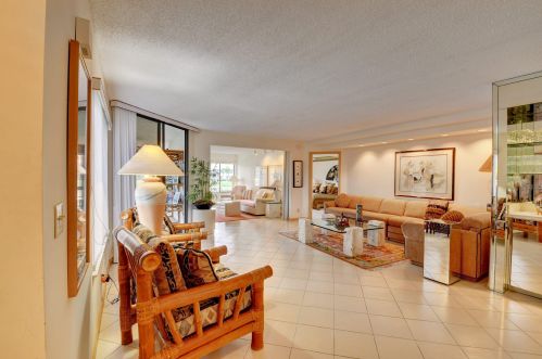 7430 Victory Ln, Delray Beach, FL 33446-3117