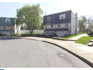 13 Shipley Pl, Philadelphia, PA 19152-1614