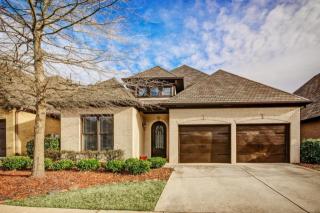 5828 Water Point Ln, Birmingham, AL 35244-4114