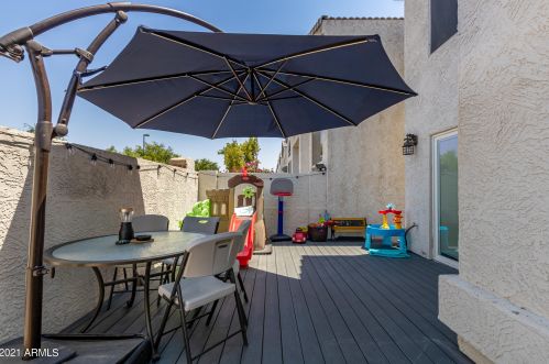 501 Sunrise Dr, Gilbert AZ  85233-6732 exterior