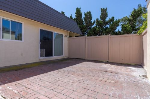 4001 Via Encinas, Cypress CA 90630-3431 exterior