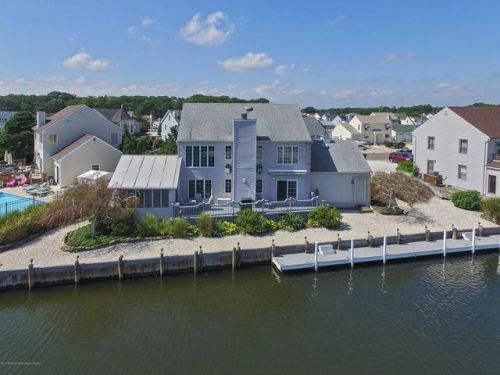 97 Storm Jib Ct, Berkeley Township, NJ 08721-1417