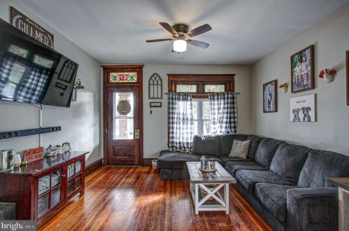 67 Edgewood St, Pottstown PA  19464-5747 exterior