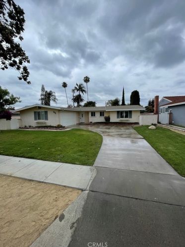 1301 Roberta Ave, Fullerton, CA 92833-4614