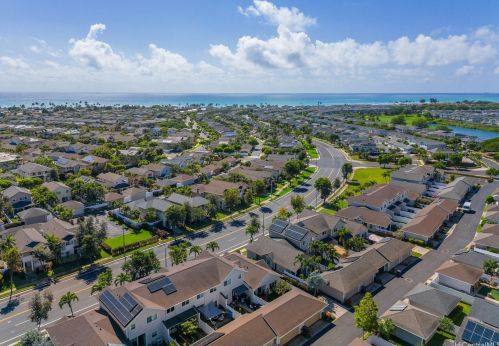 91-1170 Kaileolea Dr, Ewa Beach HI  96706-5033 exterior