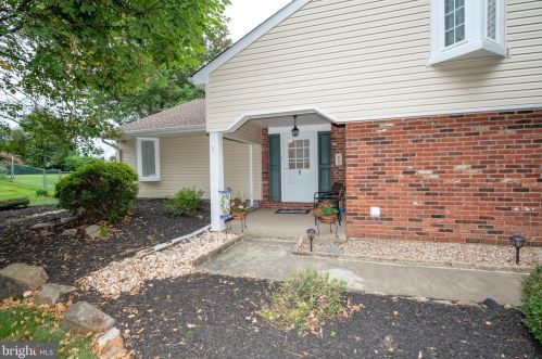 168 Heron Rd, Southampton, PA 18966-2091