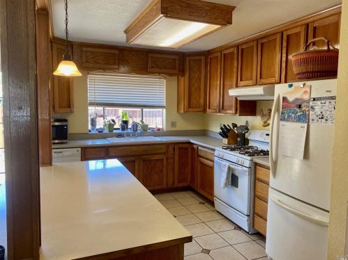 112 Thompson Ave, Ukiah CA  95482-6544 exterior