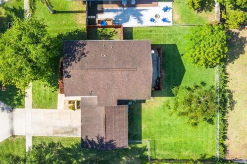 808 Windtree Way, West Palm Beach, FL 33414-4957