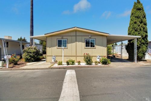 333 Aileen Ave, Santa Rosa CA  95407-6204 exterior