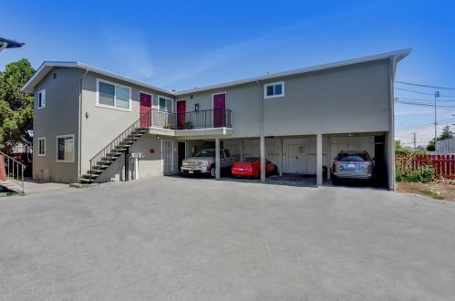 565 Hampshire Ave, Redwood City, CA 94063-3491