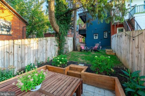 721 Orange St, Lancaster PA  17602-3118 exterior