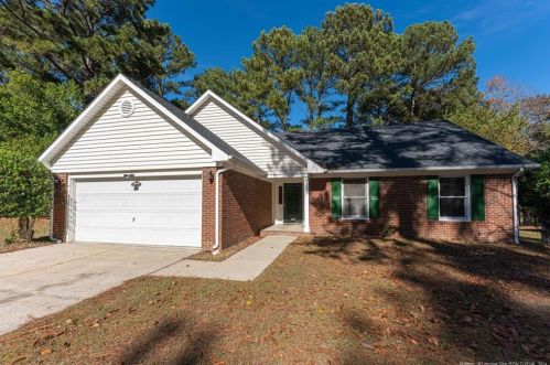509 Old Farm Rd, Fayetteville NC  28314-1318 exterior