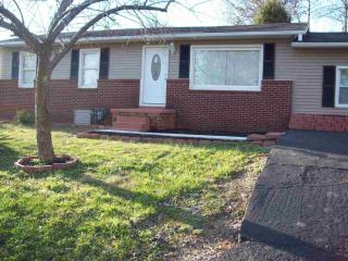55 Harper Cir, Drakesboro, KY 42337-2025