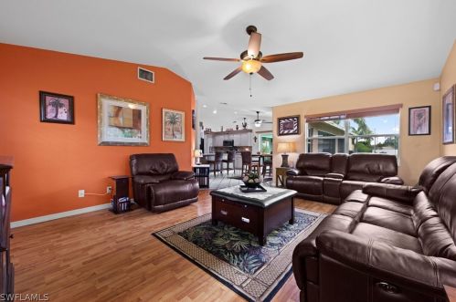 2214 50th St, Cape Coral, FL 33914-6752