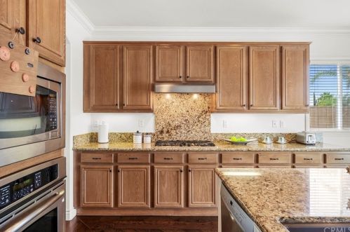 45035 Rutherford St, Temecula CA  92592-5529 exterior