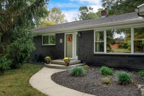 6703 Naldo Ln, Franklin, OH 45005-5444
