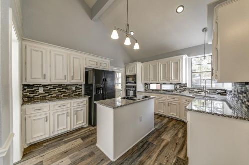 5631 Spring Lodge Dr, Humble TX 77345-1470 exterior