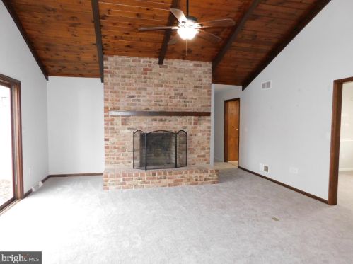 125 Hickory Dale Dr, Dover, DE 19901-1805