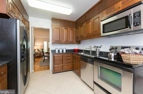 3707 Huntington St, Washington DC  20015-1817 exterior