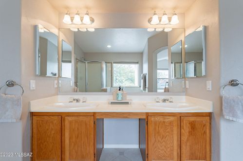 170 Eastern Dawn Ave, Tucson AZ  85748-1708 exterior