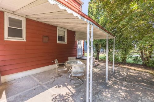 118 Lakeview Ave, Piscataway NJ 08854-2740 exterior