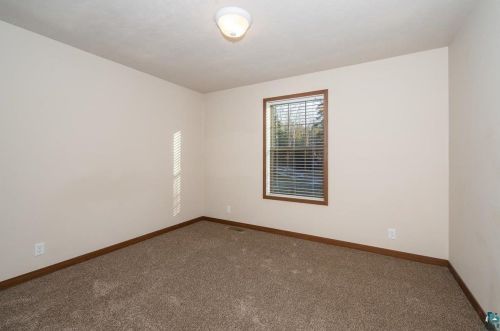 742 Hantz Rd, Scanlon MN 55720-2642 exterior