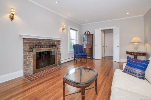 85 Holmes Ave, Hartsdale, NY 10530-1354