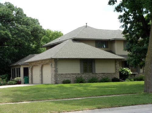 506 Main St, Blue Earth, MN 56013-1813