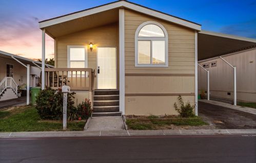 28312 Armour St, Hayward, CA 94545-4806