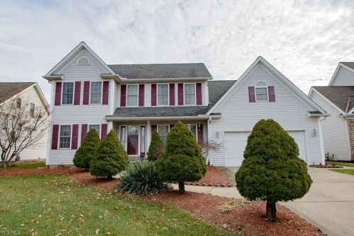 160 Marko Ln, Cleveland, OH 44131-1200