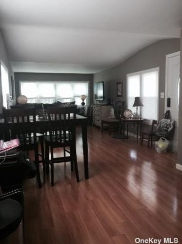 1137-88 Lincoln Ave, Holbrook, NY 11741-2206