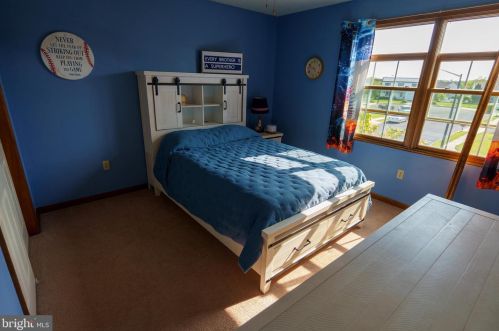 7 Elm Dr, West Enola PA  17025-2083 exterior