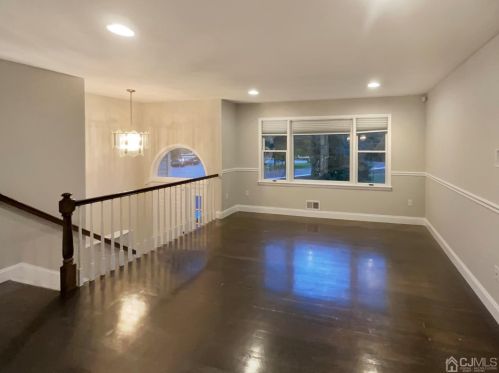 6 Ericson Ave, Helmetta NJ  08828-1107 exterior