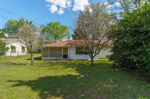 206 Fillmore St, Beverly Hills FL  34465-4059 exterior