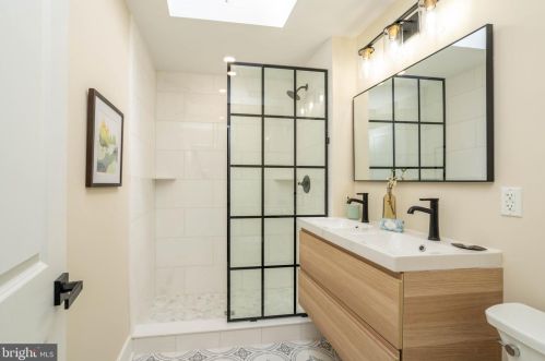 1250 Columbia Ave, Philadelphia PA 19125-2602 exterior