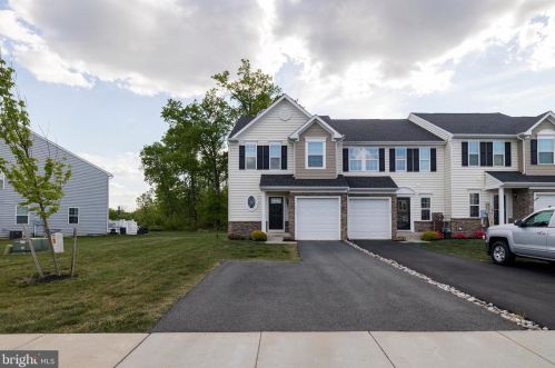 186 Tulip Ln, Gilbertsville, PA 19525-8120