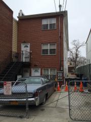 196 Chestnut St, Brooklyn, NY 11208-1464