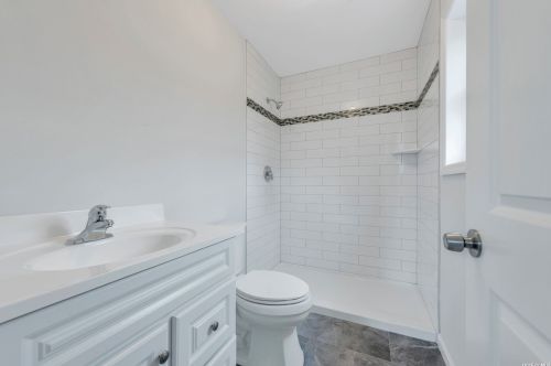 594 Canal Rd, Mount Sinai NY  11766-3307 exterior